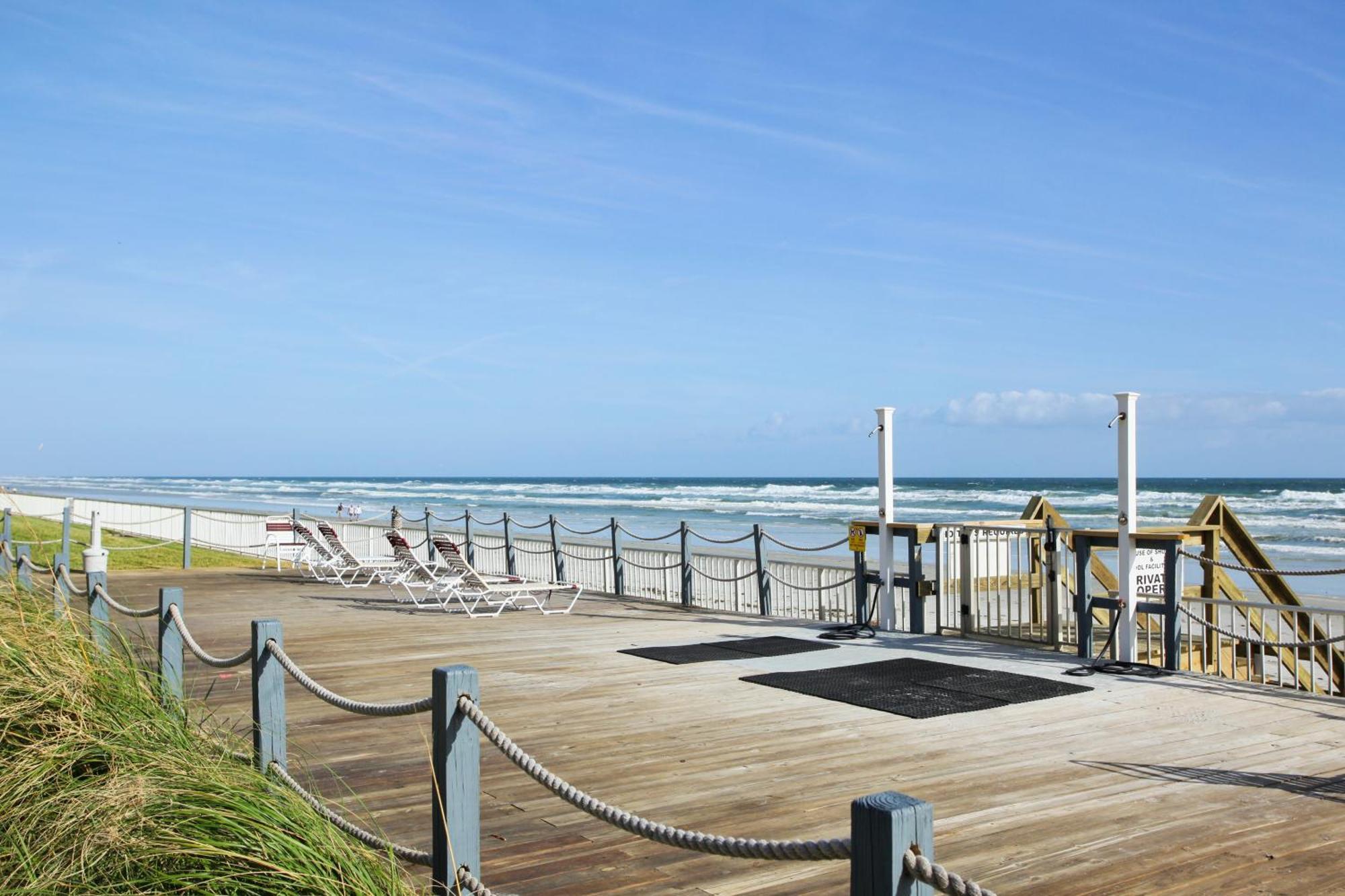 Fabulous Ocean And Pool Views From Balcony & Located On No-Drive Beach New Smyrna Beach Exterior photo