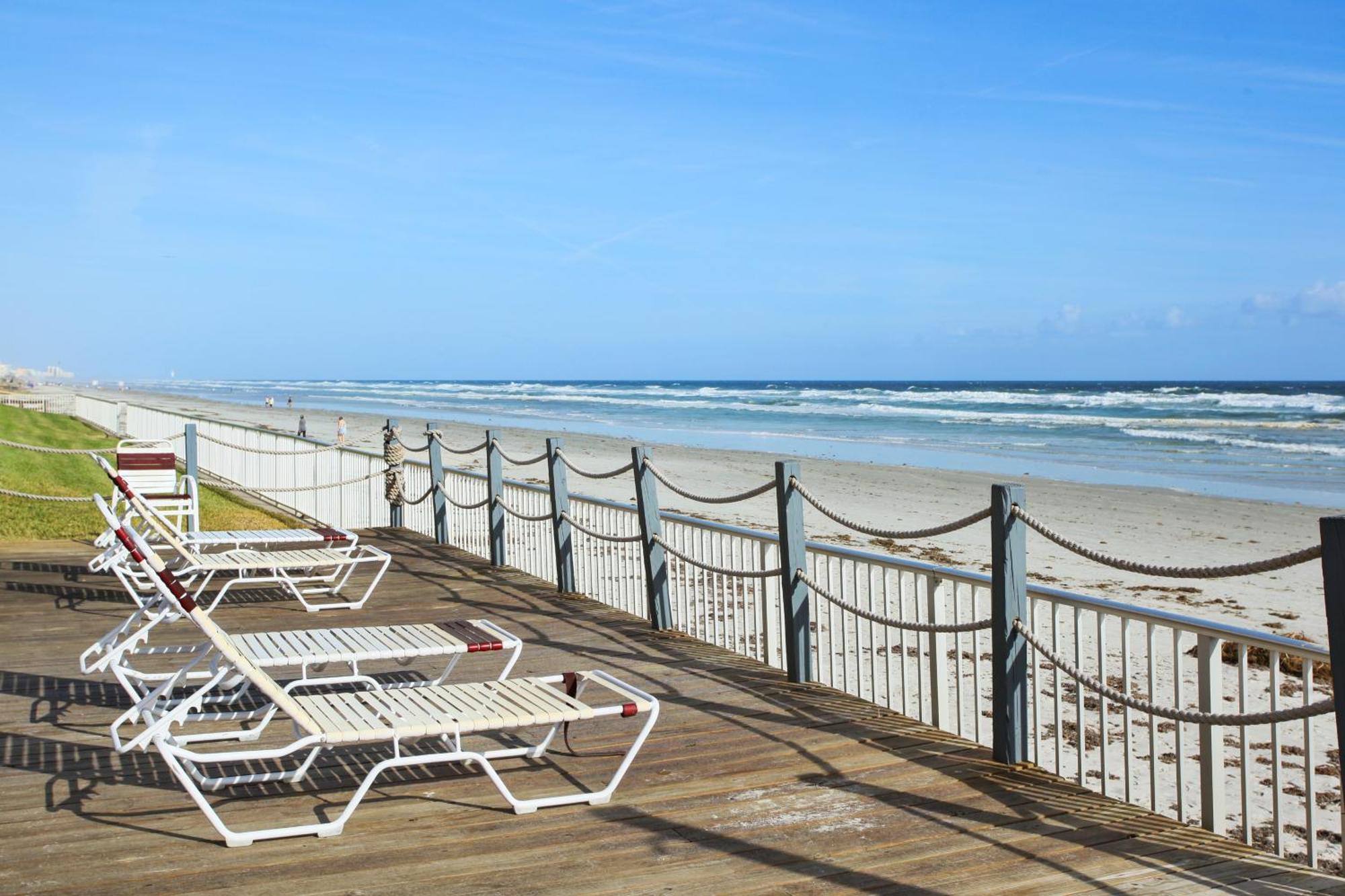 Fabulous Ocean And Pool Views From Balcony & Located On No-Drive Beach New Smyrna Beach Exterior photo